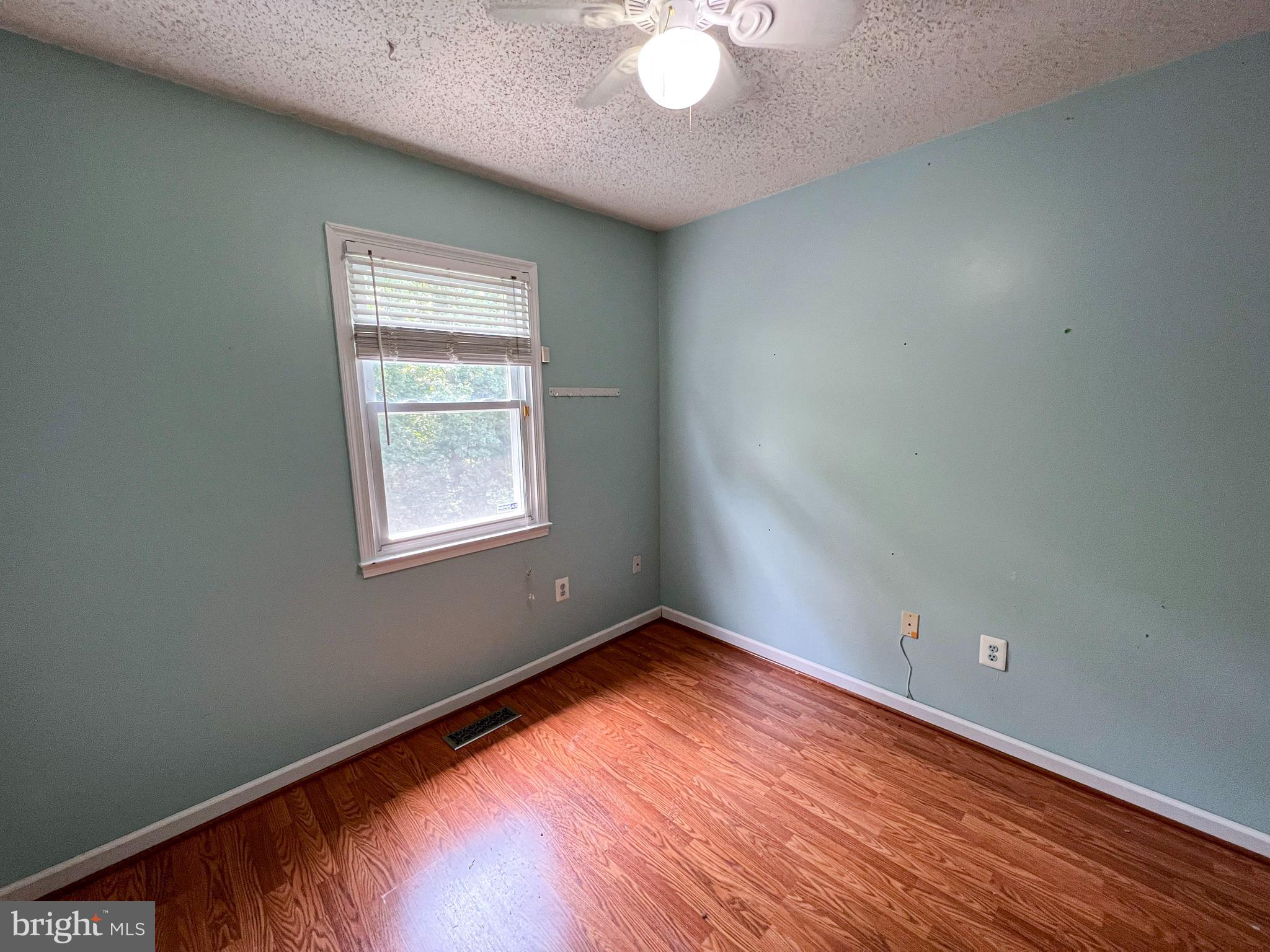 LAKE RIDGE - Residential Lease