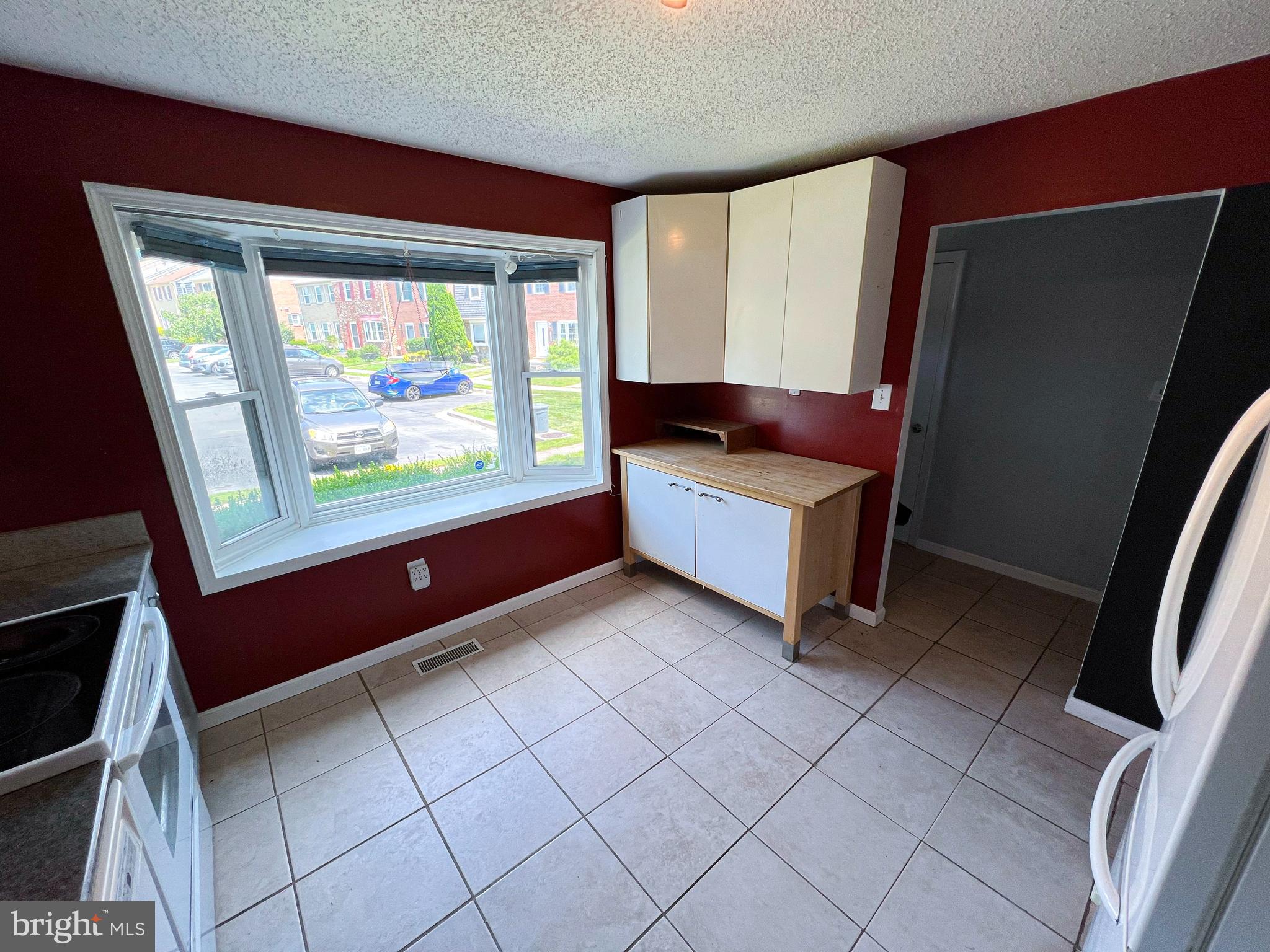 LAKE RIDGE - Residential Lease