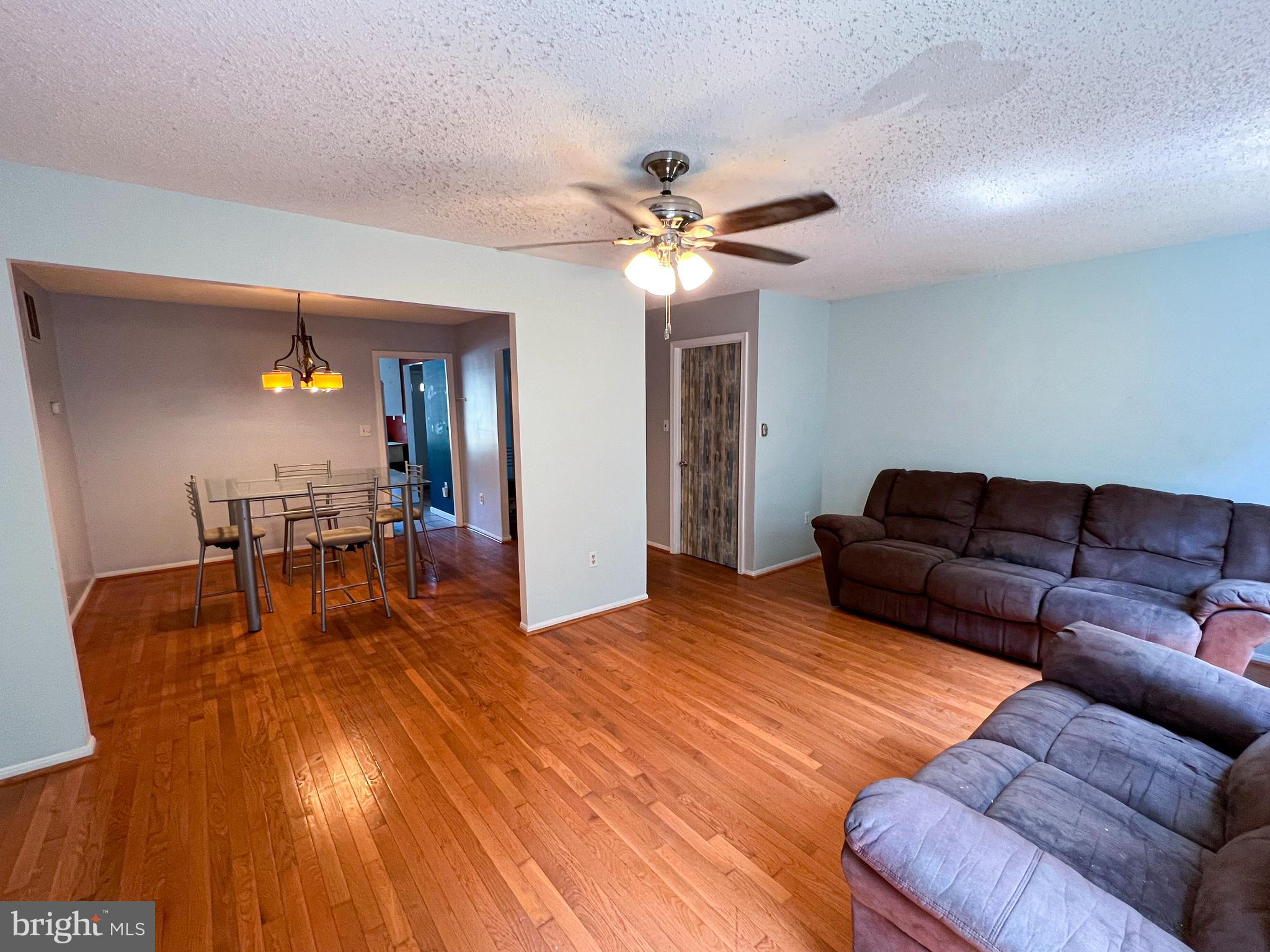 LAKE RIDGE - Residential Lease