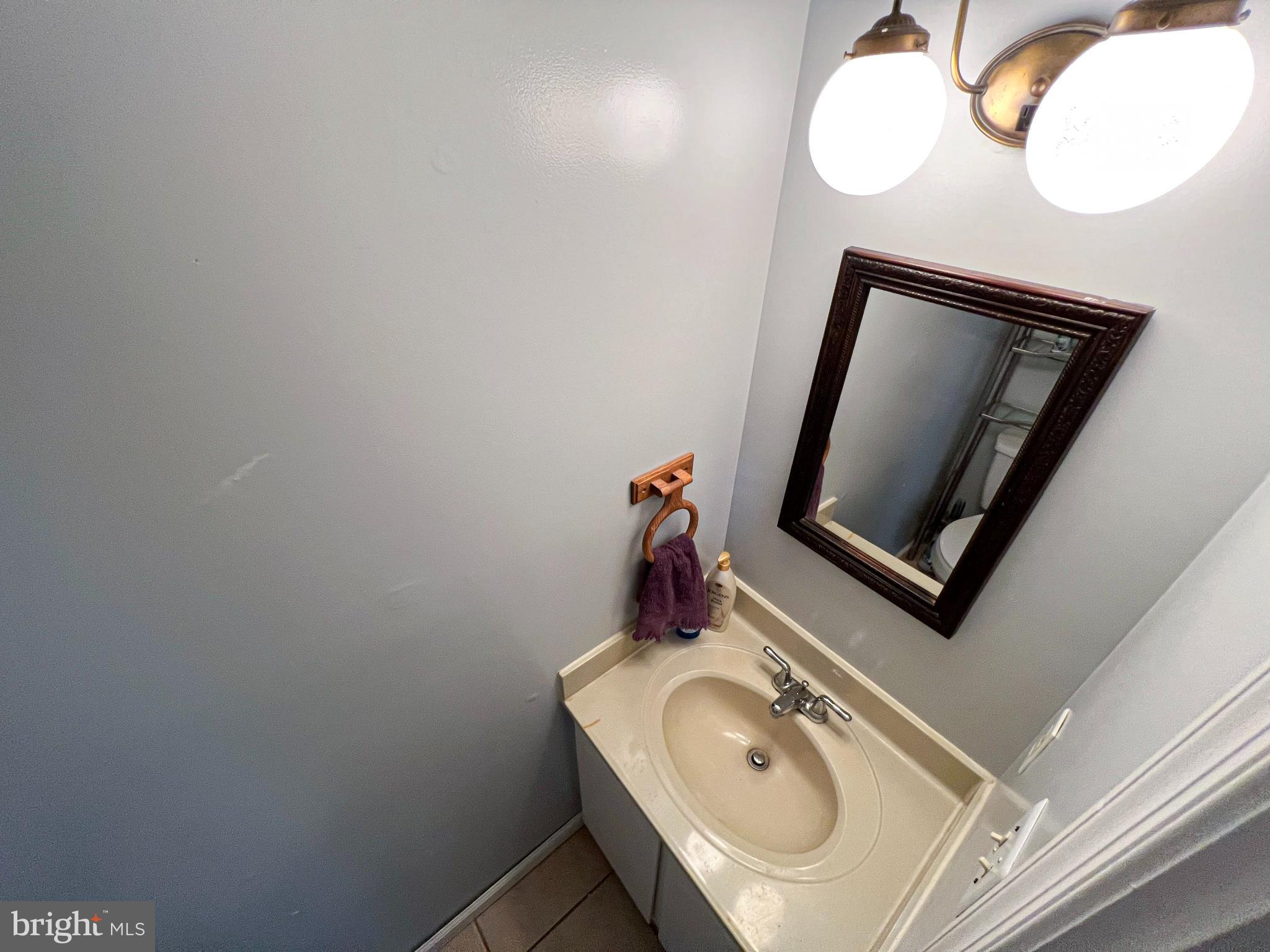 LAKE RIDGE - Residential Lease