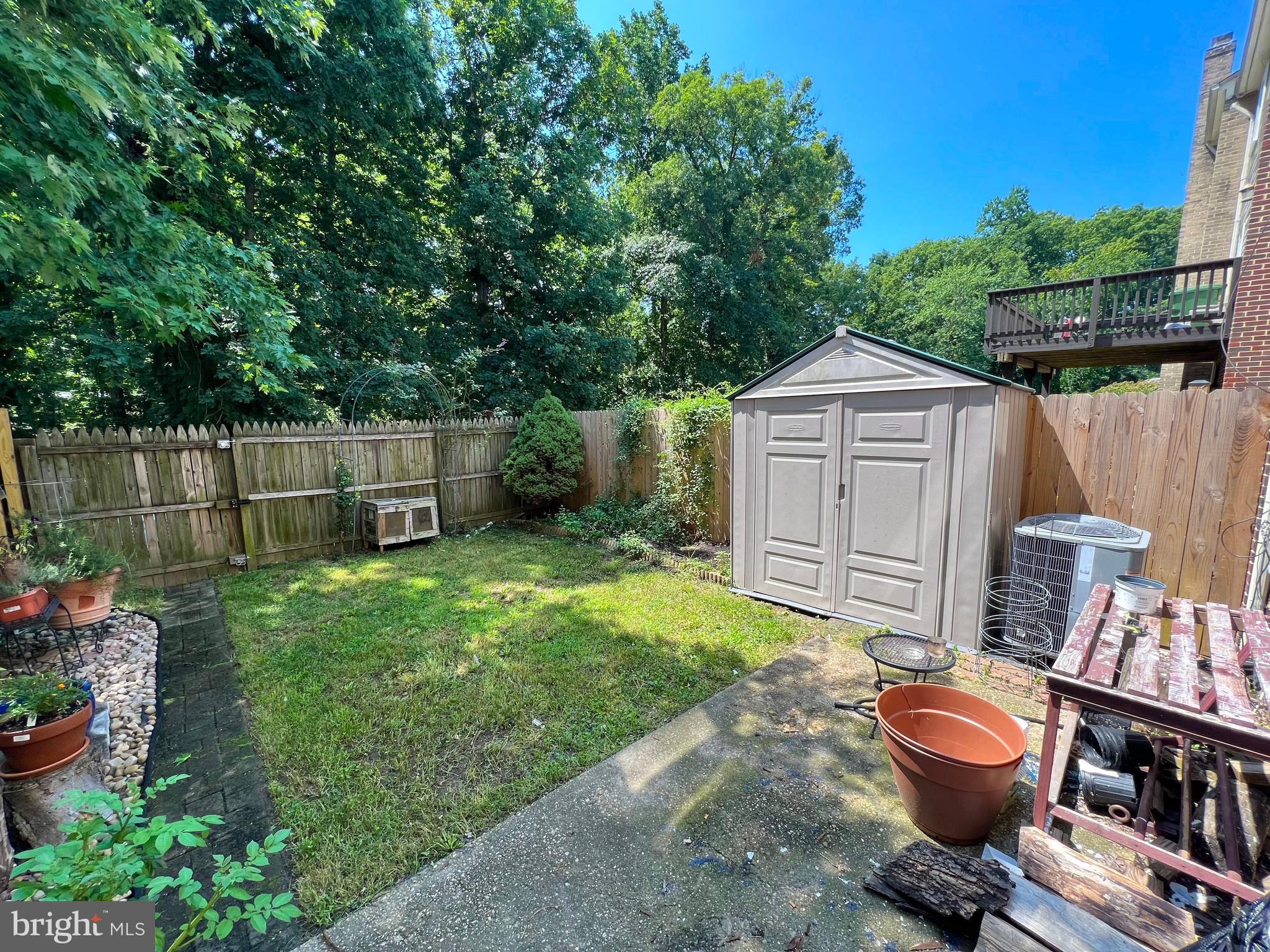 LAKE RIDGE - Residential Lease