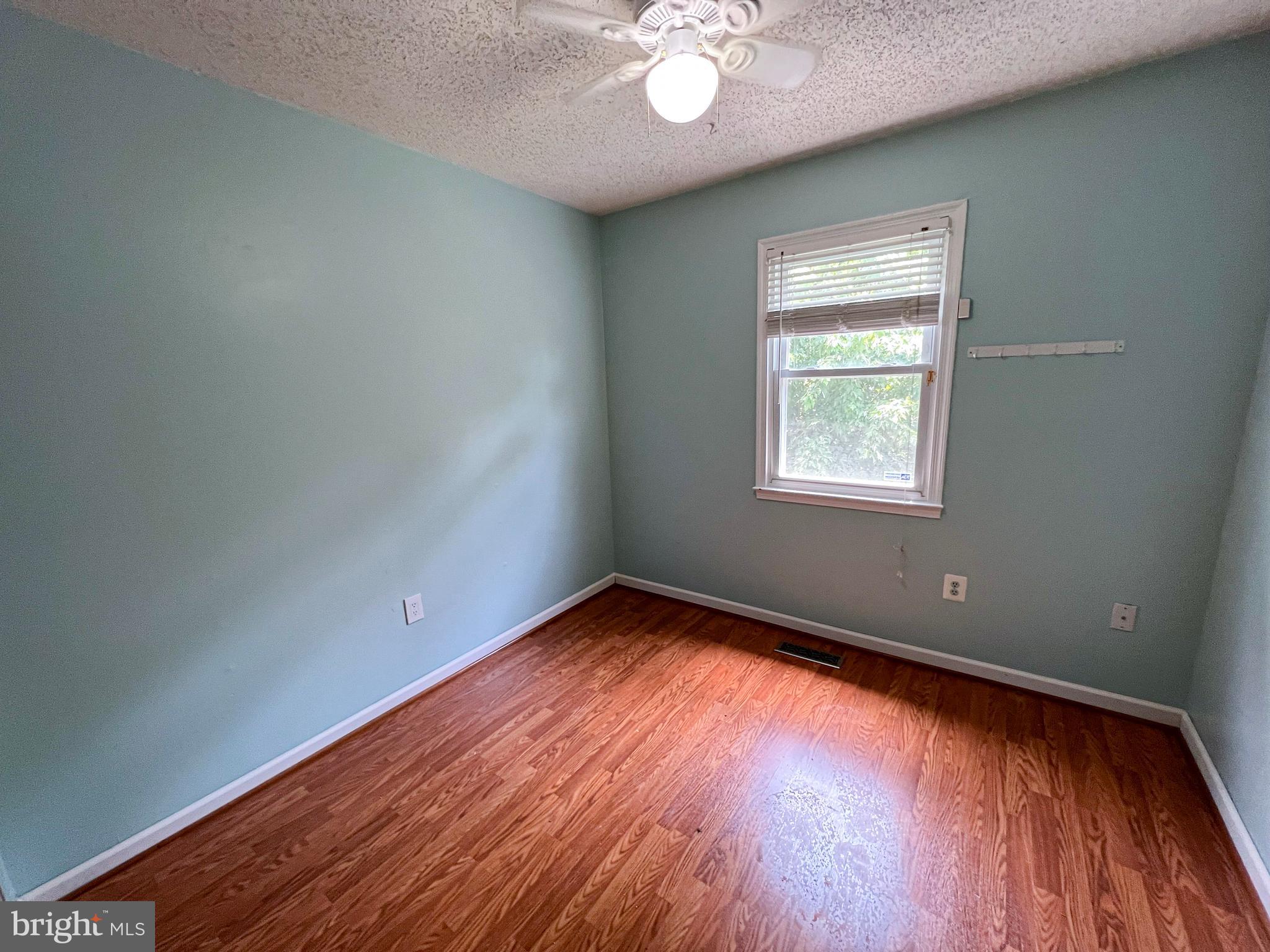 LAKE RIDGE - Residential Lease