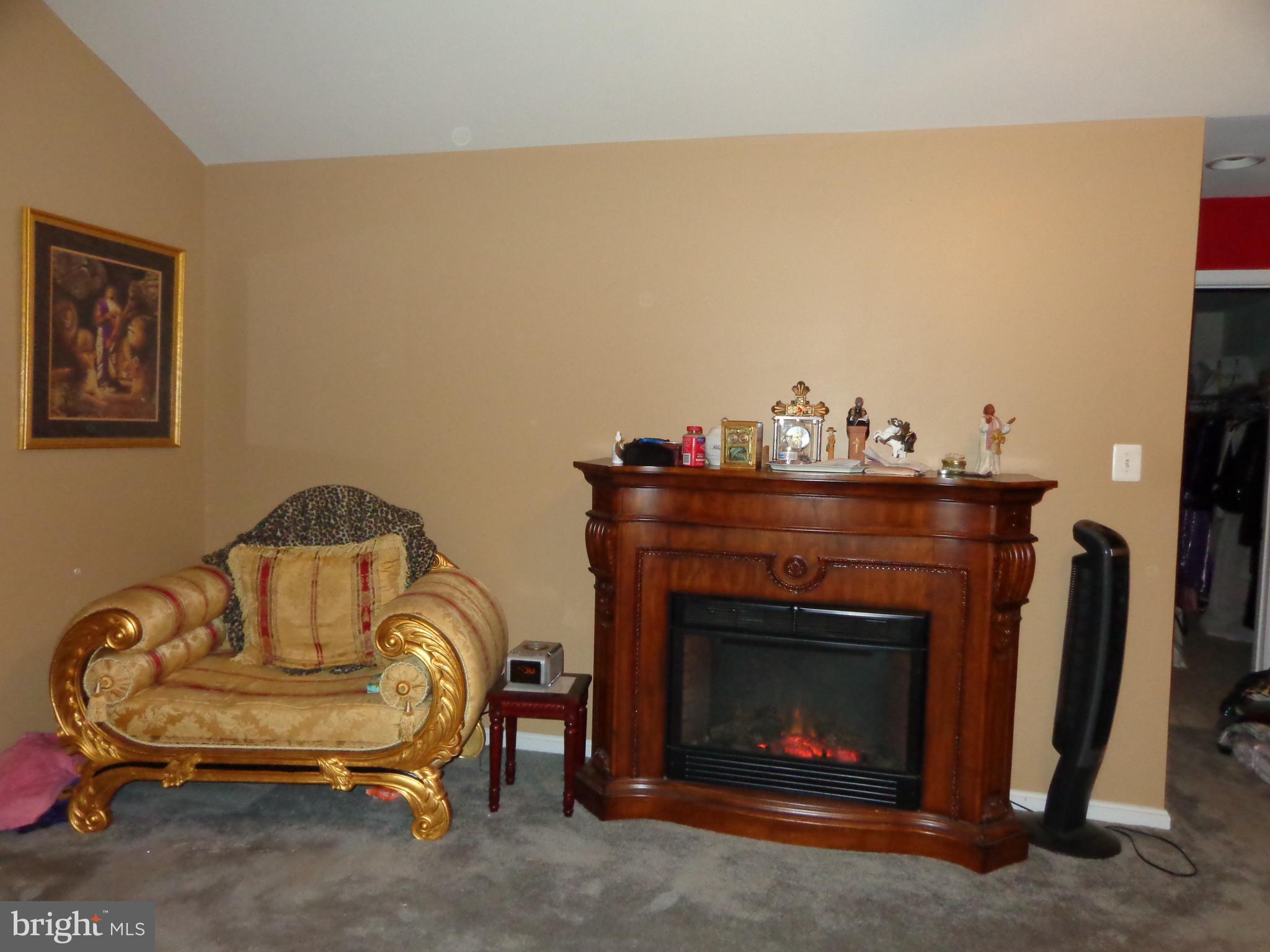 HUNTERS BROOKE SUB - Residential