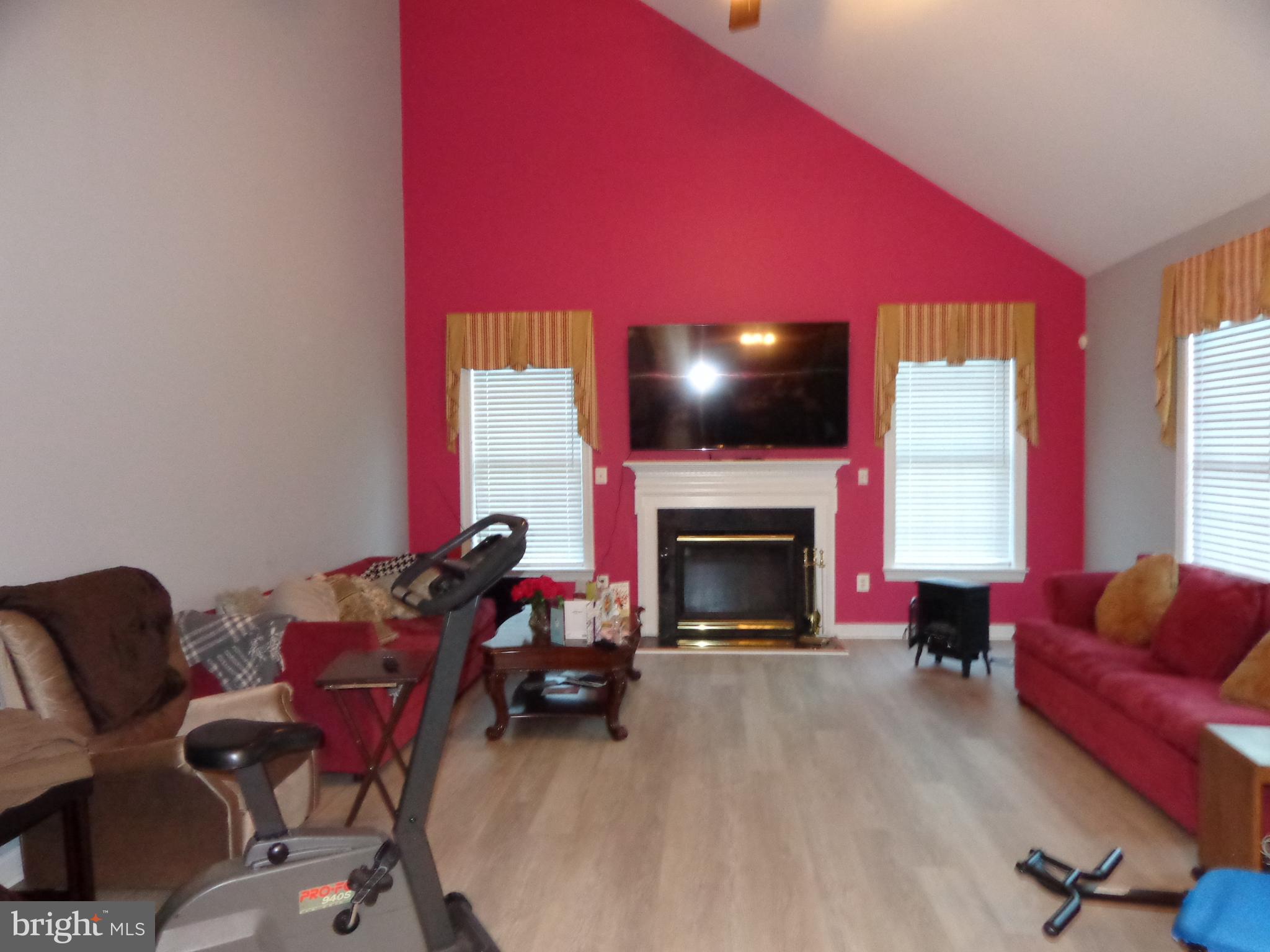 HUNTERS BROOKE SUB - Residential