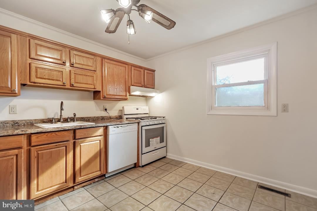 996 BOGGS DRIVE