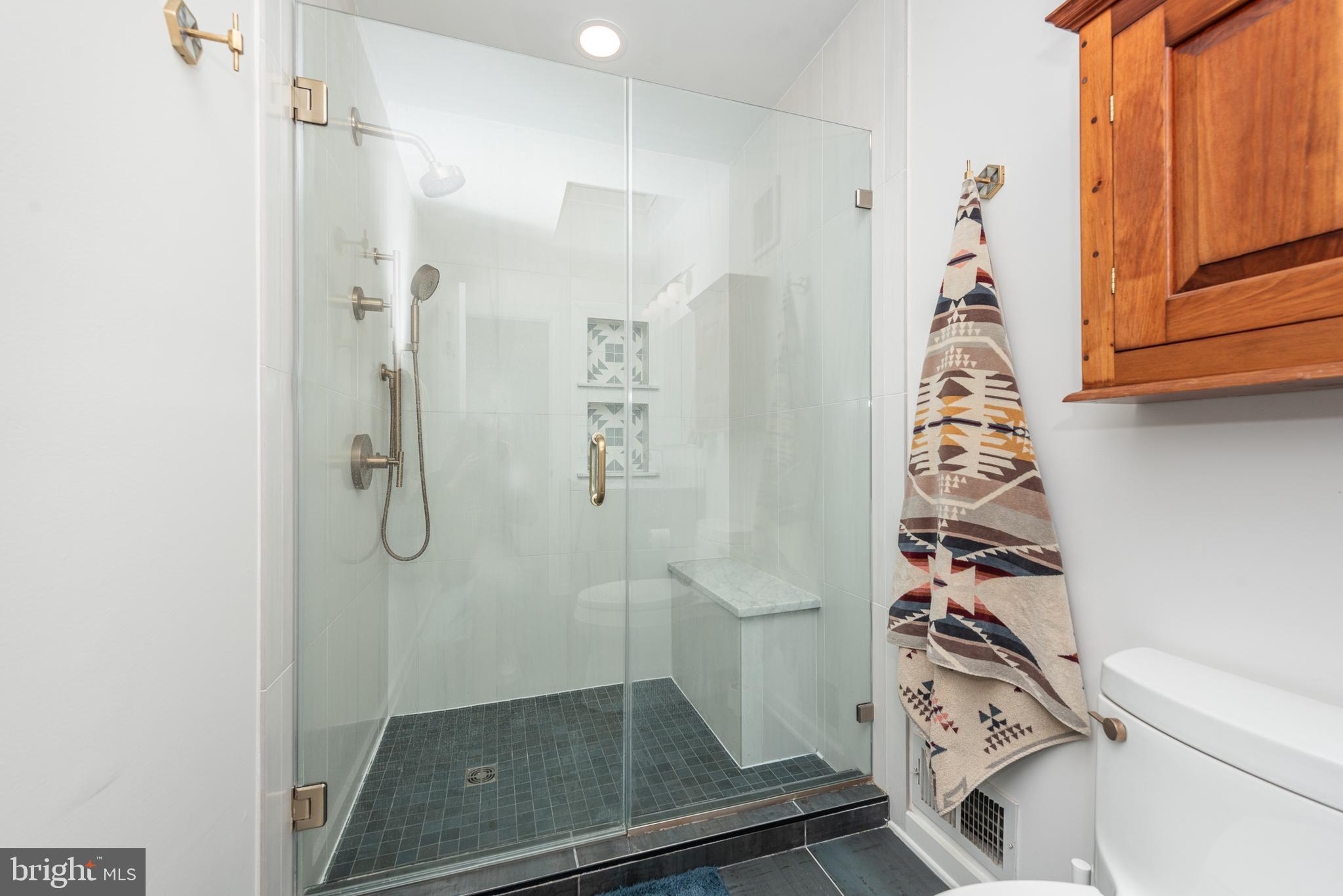 SUMMER HILL - Residential