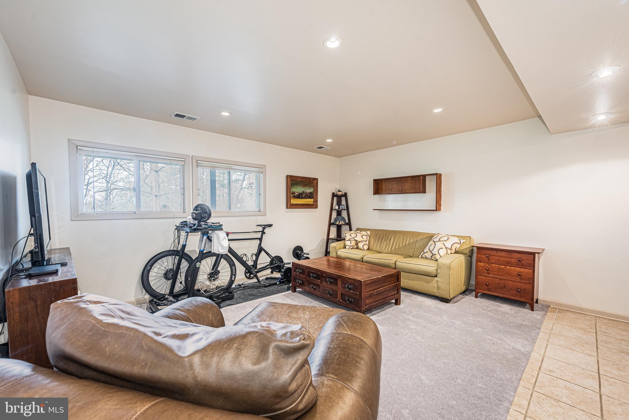 SUMMER HILL - Residential