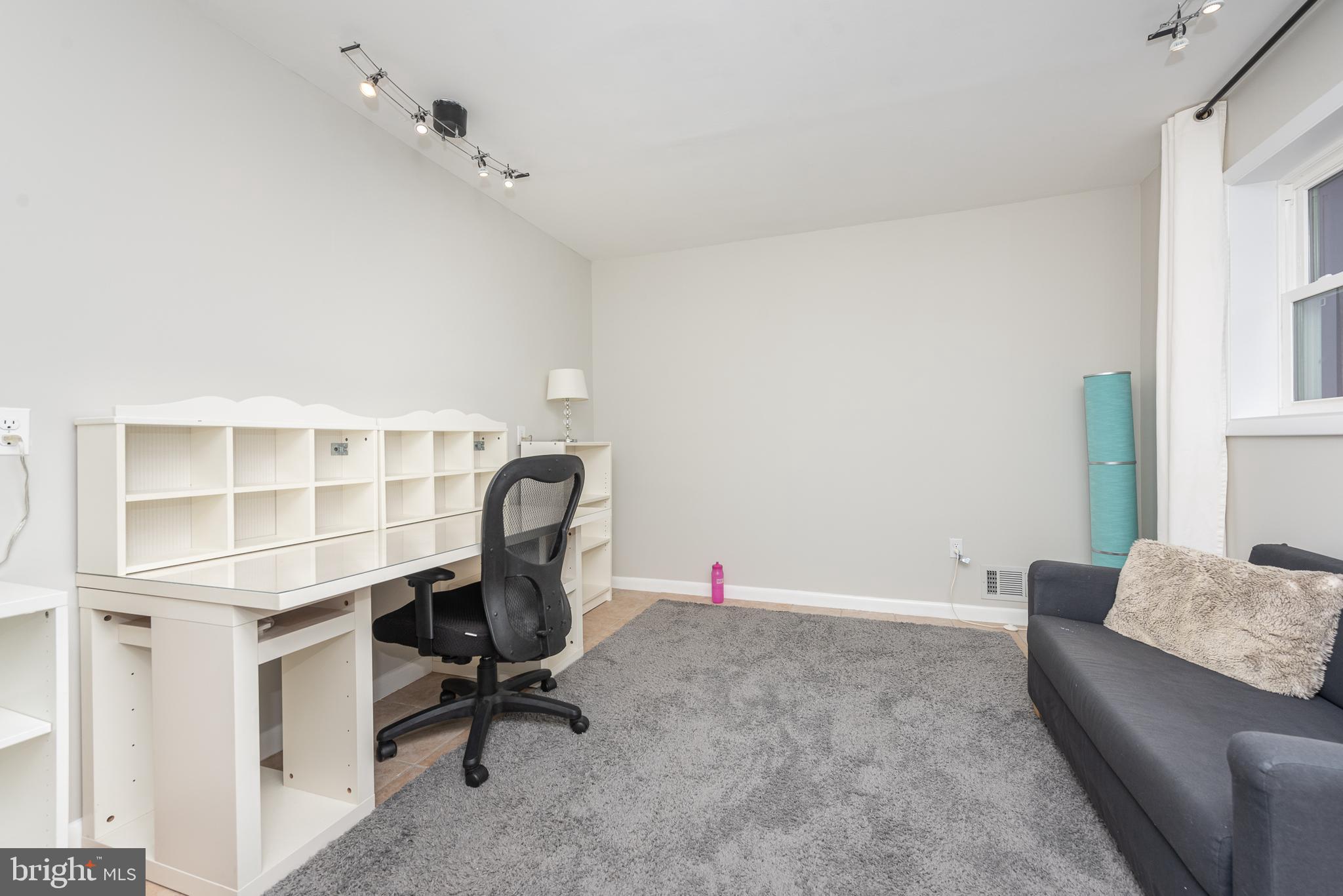 SUMMER HILL - Residential