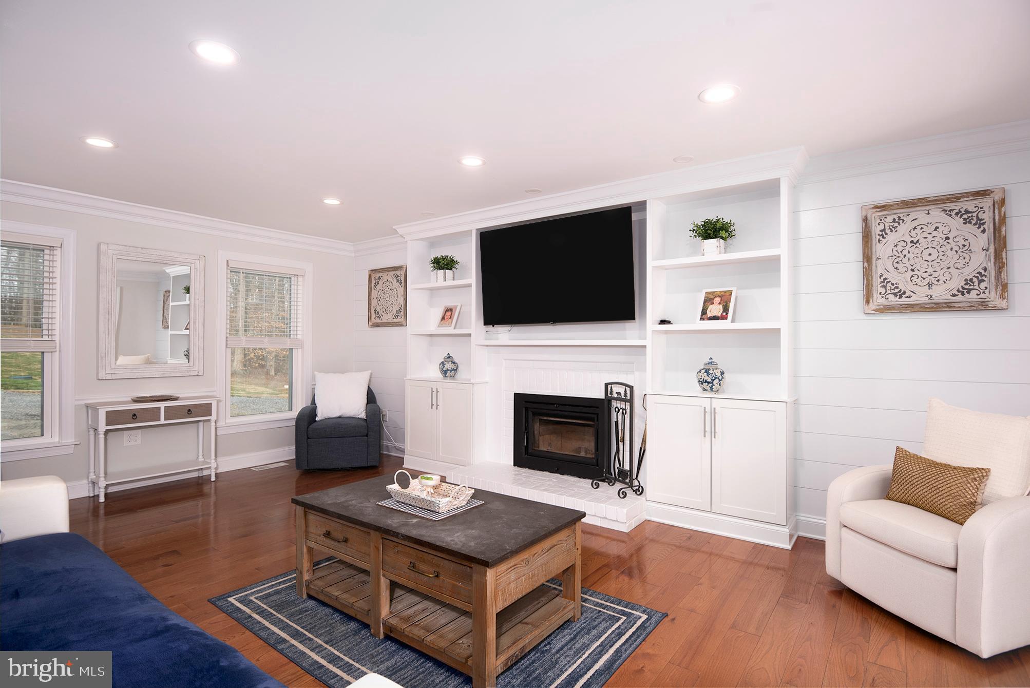 8276 BROAD NECK ROAD