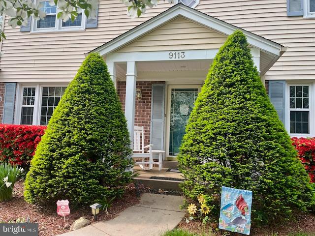 9113 DONNA DEAN DRIVE