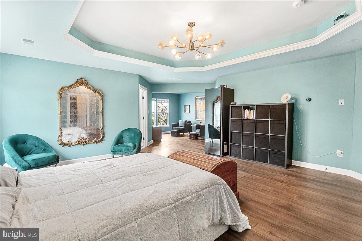 GALYN MANOR - Residential