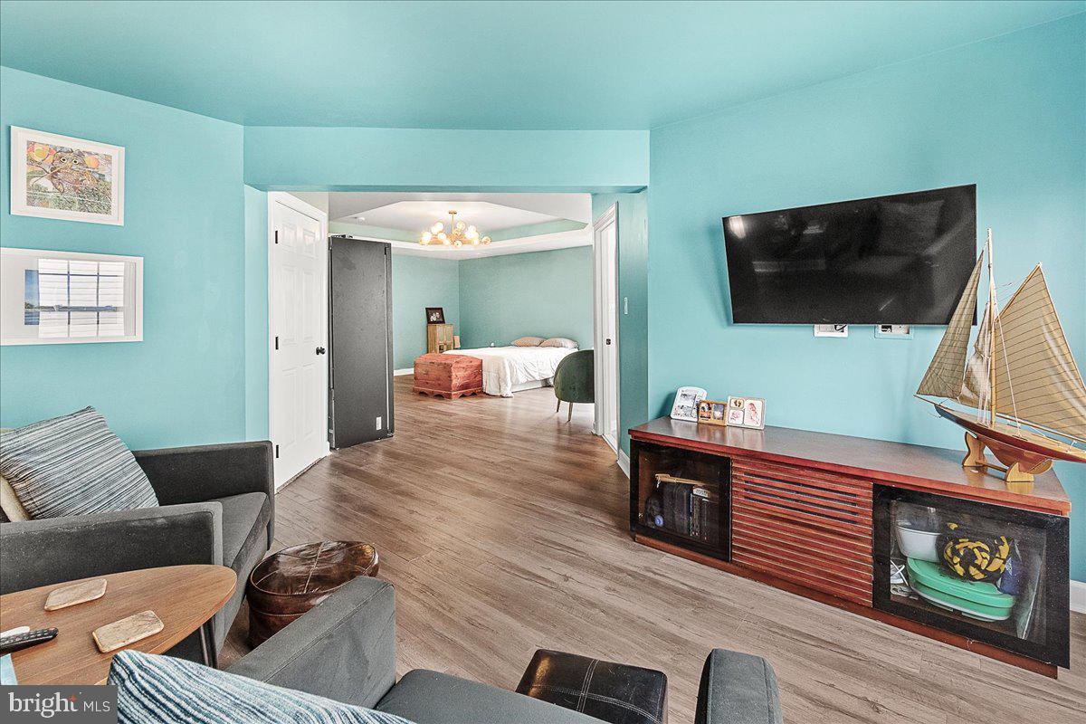 GALYN MANOR - Residential