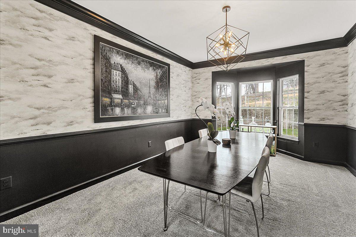 GALYN MANOR - Residential