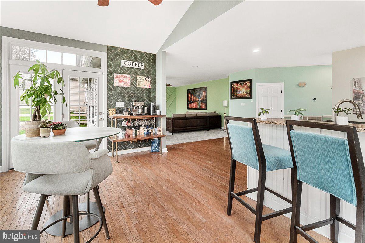 GALYN MANOR - Residential