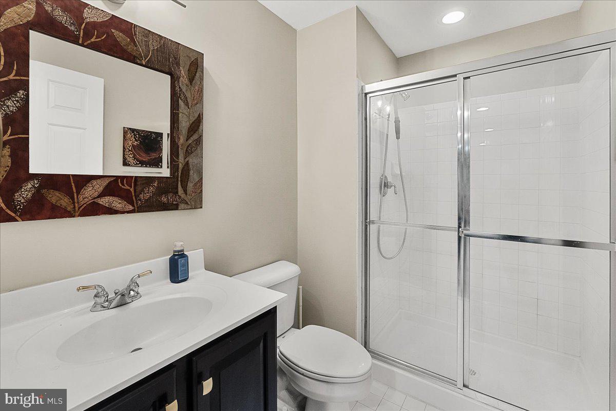 GALYN MANOR - Residential