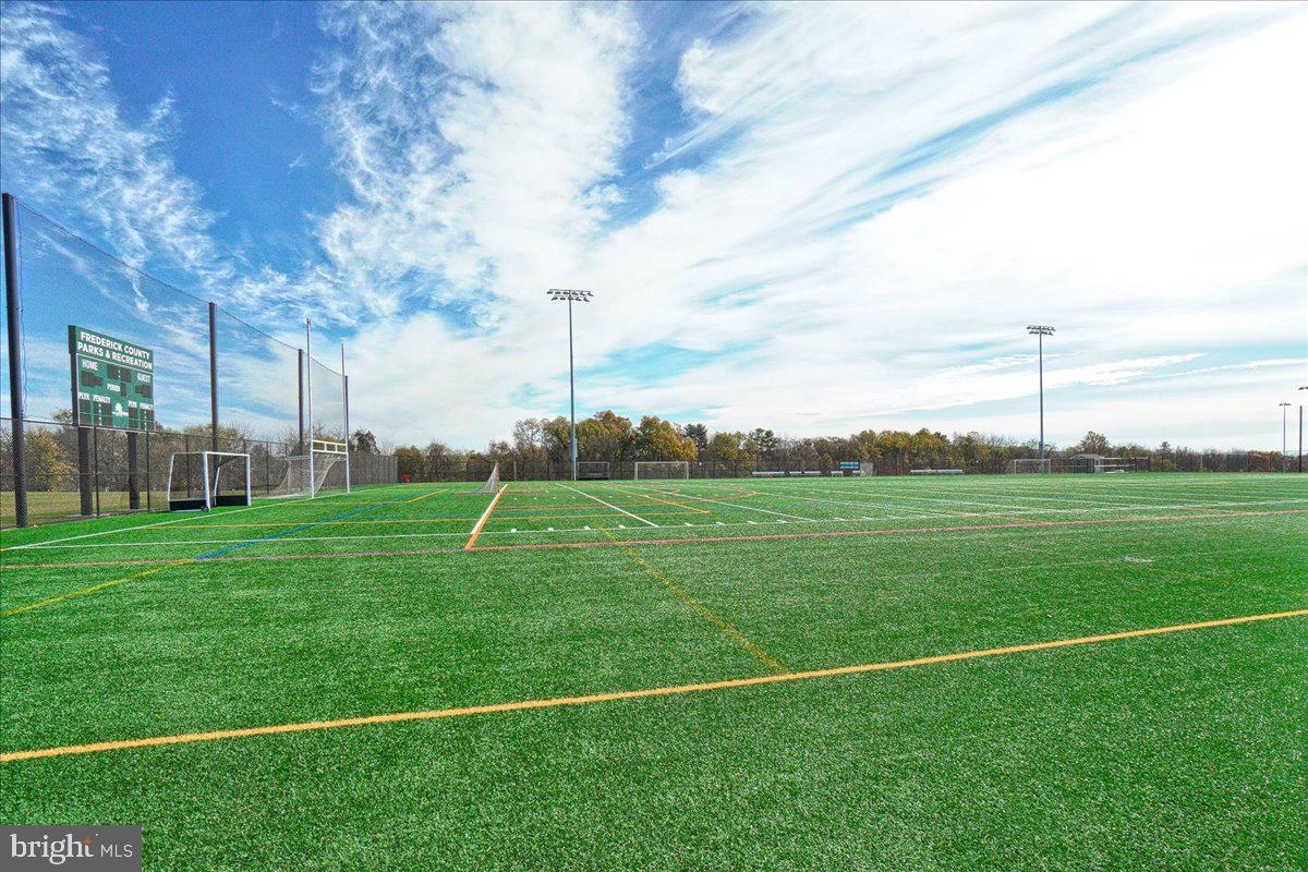 GALYN MANOR - Residential