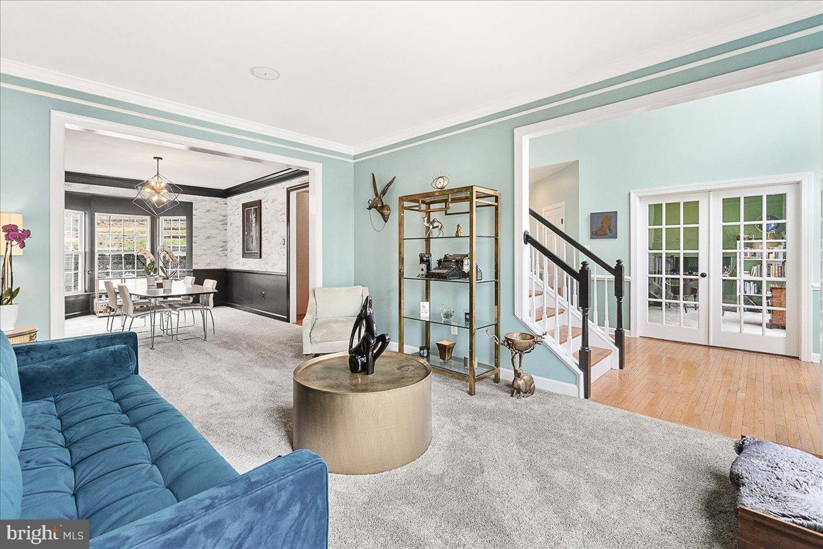 GALYN MANOR - Residential