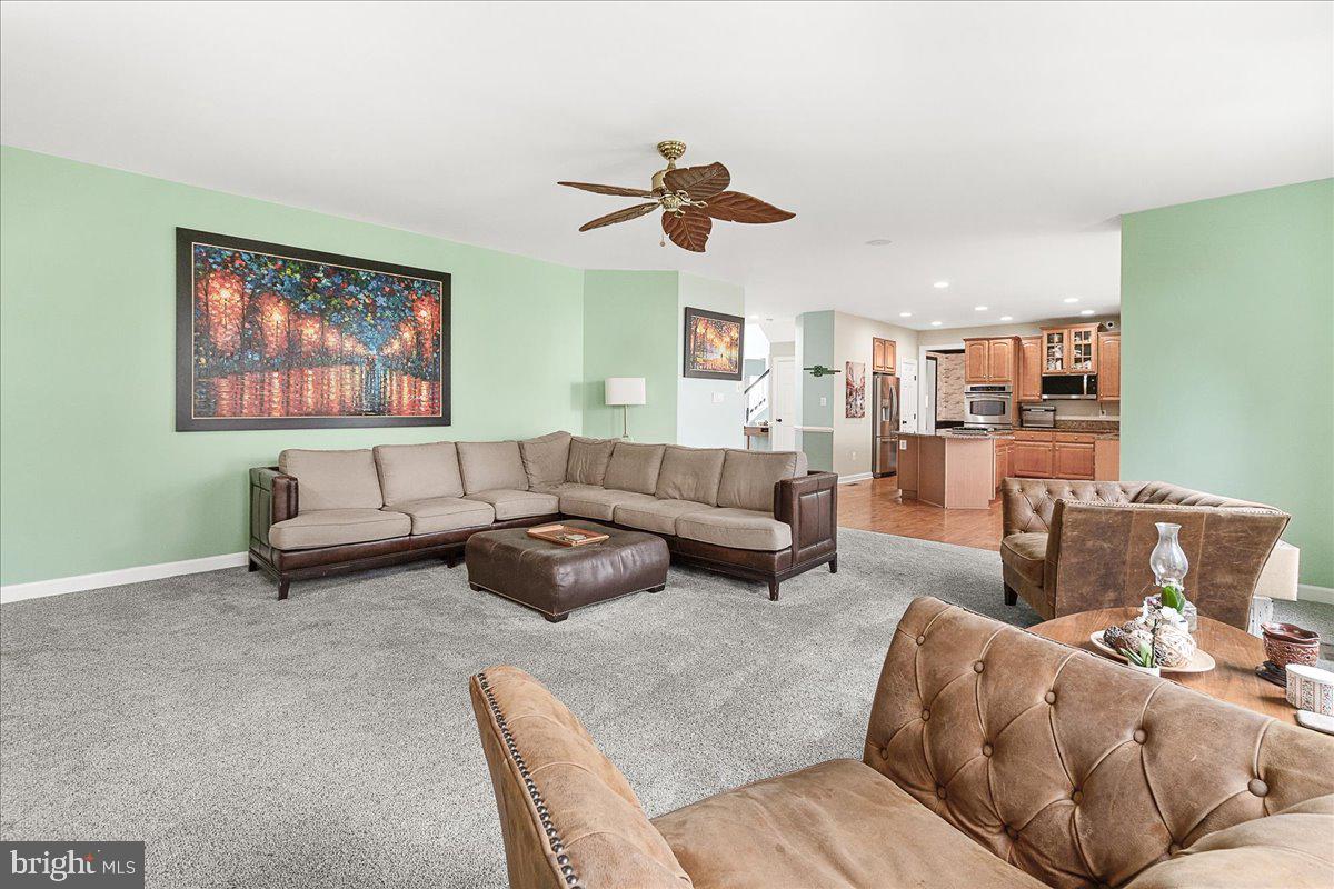 GALYN MANOR - Residential