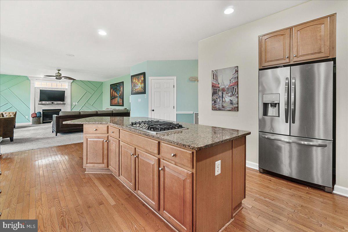 GALYN MANOR - Residential