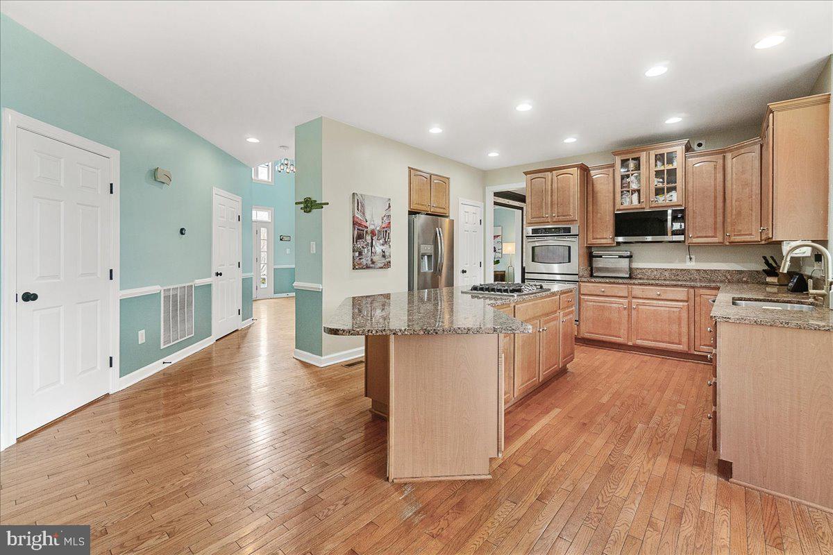 GALYN MANOR - Residential