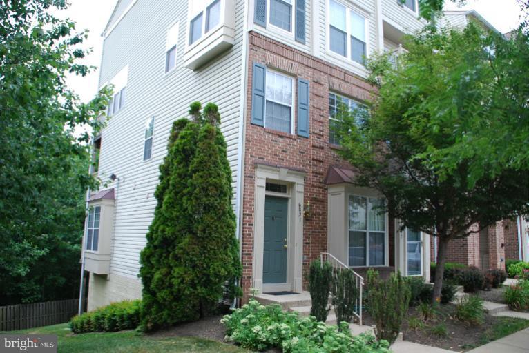 SYCAMORES AT VAN DORN - Residential Lease