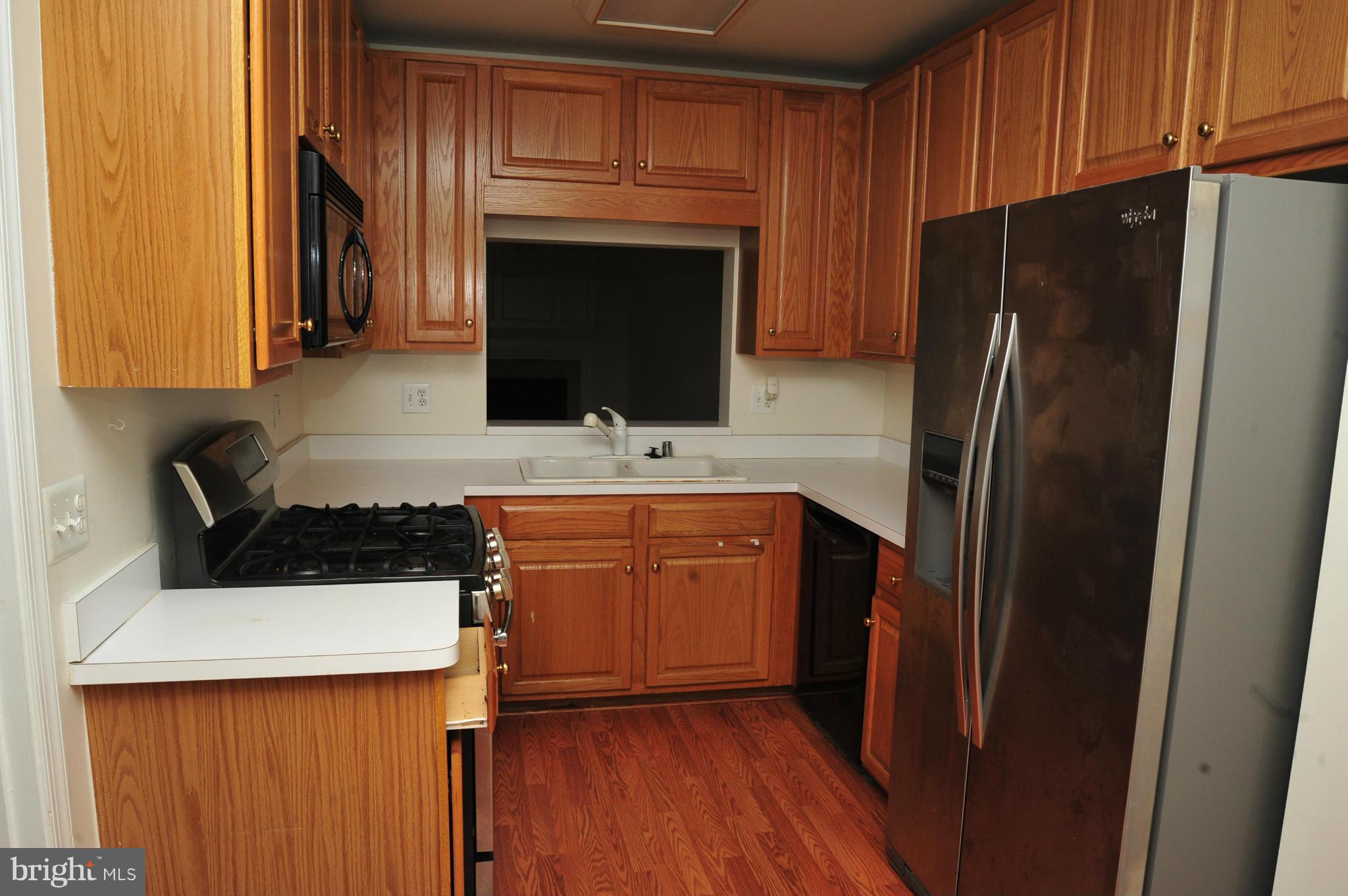 SYCAMORES AT VAN DORN - Residential Lease