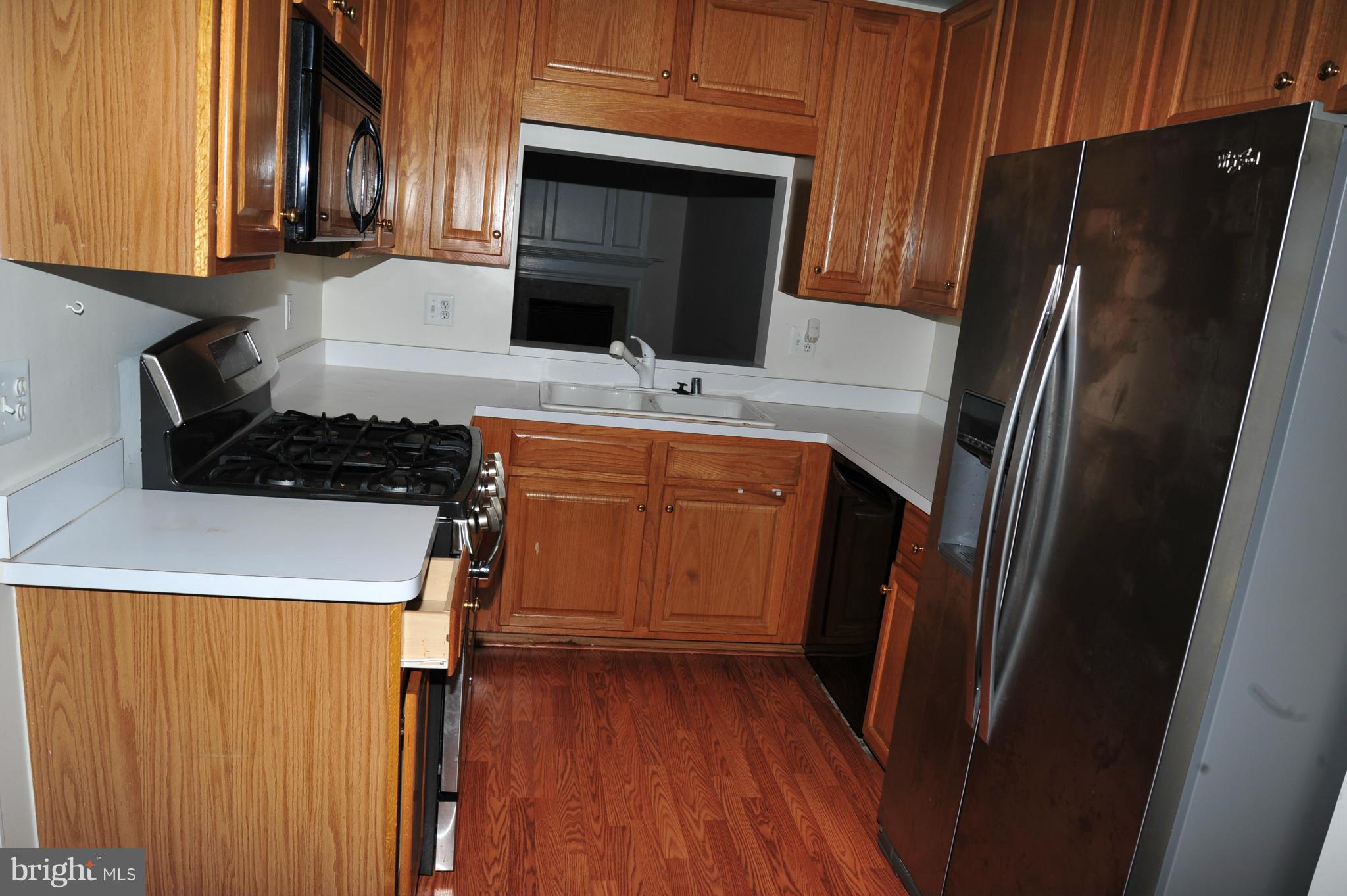 SYCAMORES AT VAN DORN - Residential Lease