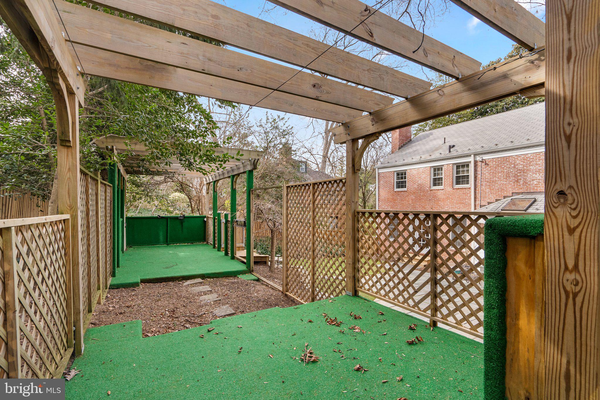 CHEVY CHASE - Residential