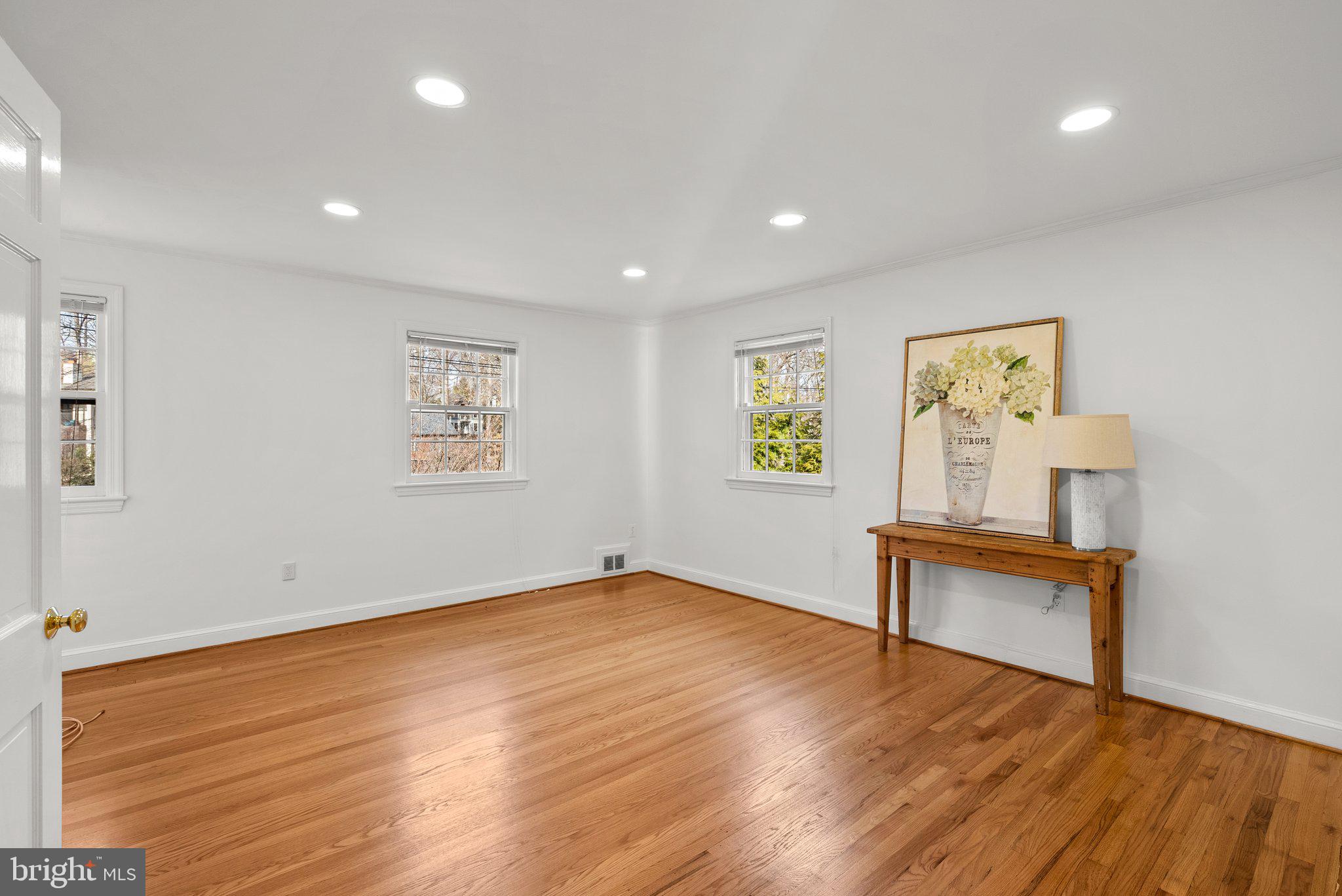 CHEVY CHASE - Residential