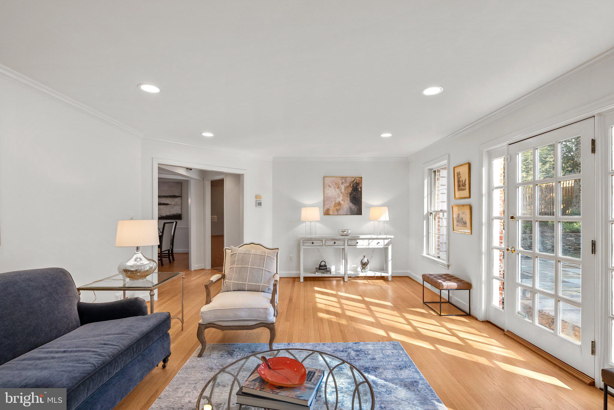 CHEVY CHASE - Residential