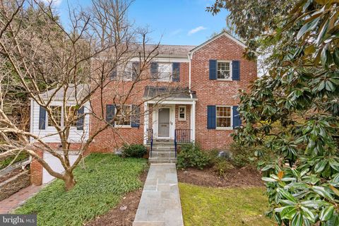 Photo of 3110 Leland Street, Chevy Chase, MD 20815 (MLS # MDMC2119556)