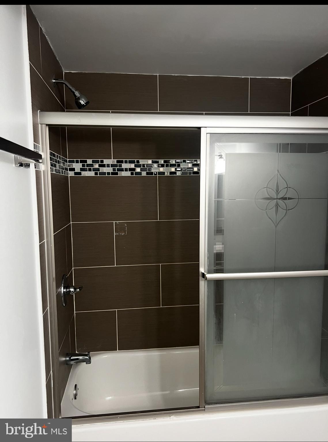 ELLICOTT MILLS - Residential Lease