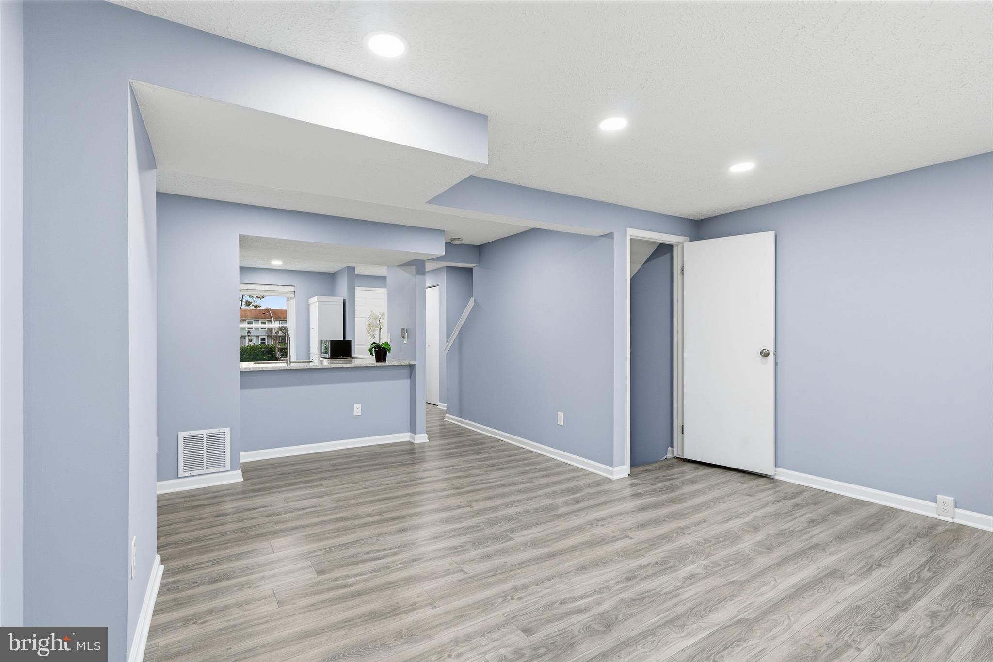 SUGARLAND RUN - Residential