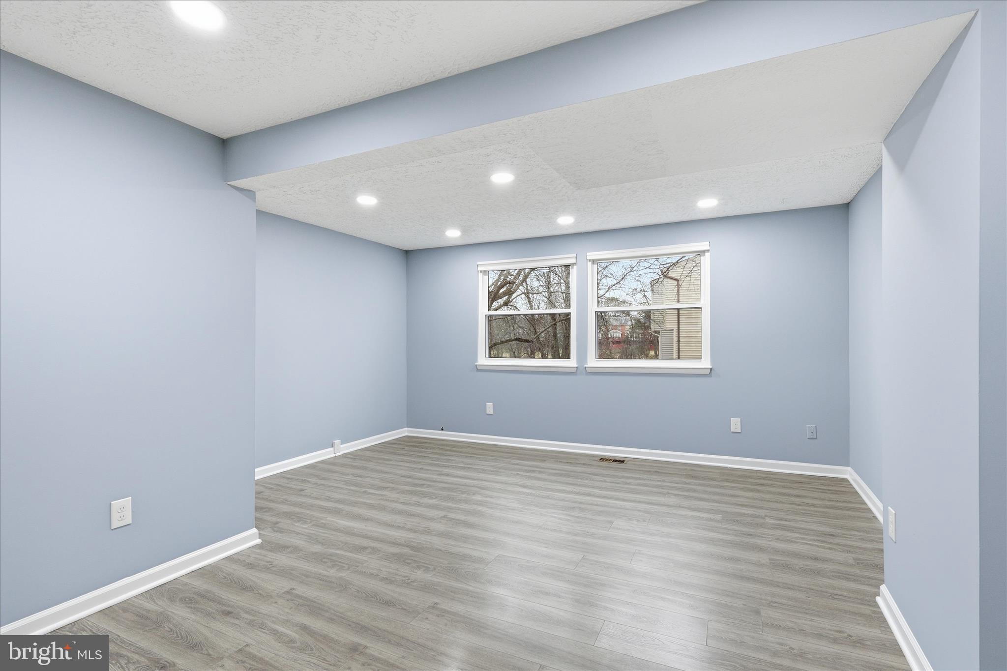 SUGARLAND RUN - Residential