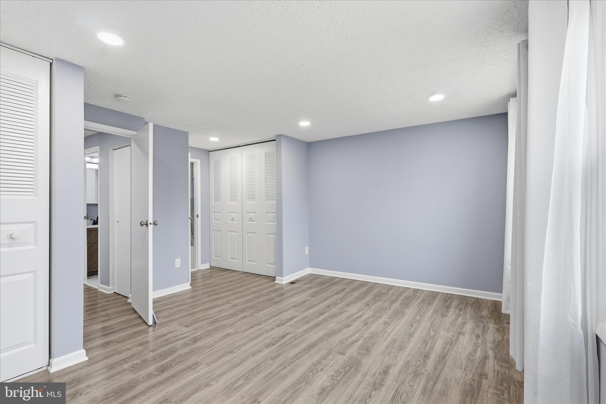 SUGARLAND RUN - Residential