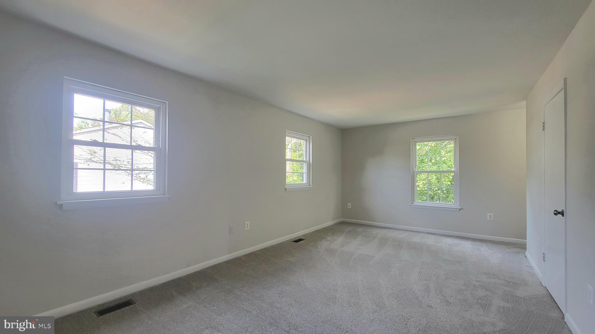 DALE CITY - Residential Lease