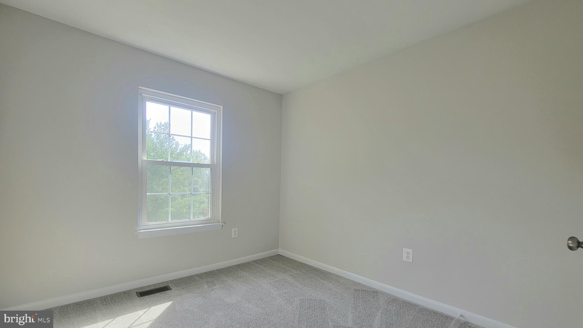 DALE CITY - Residential Lease