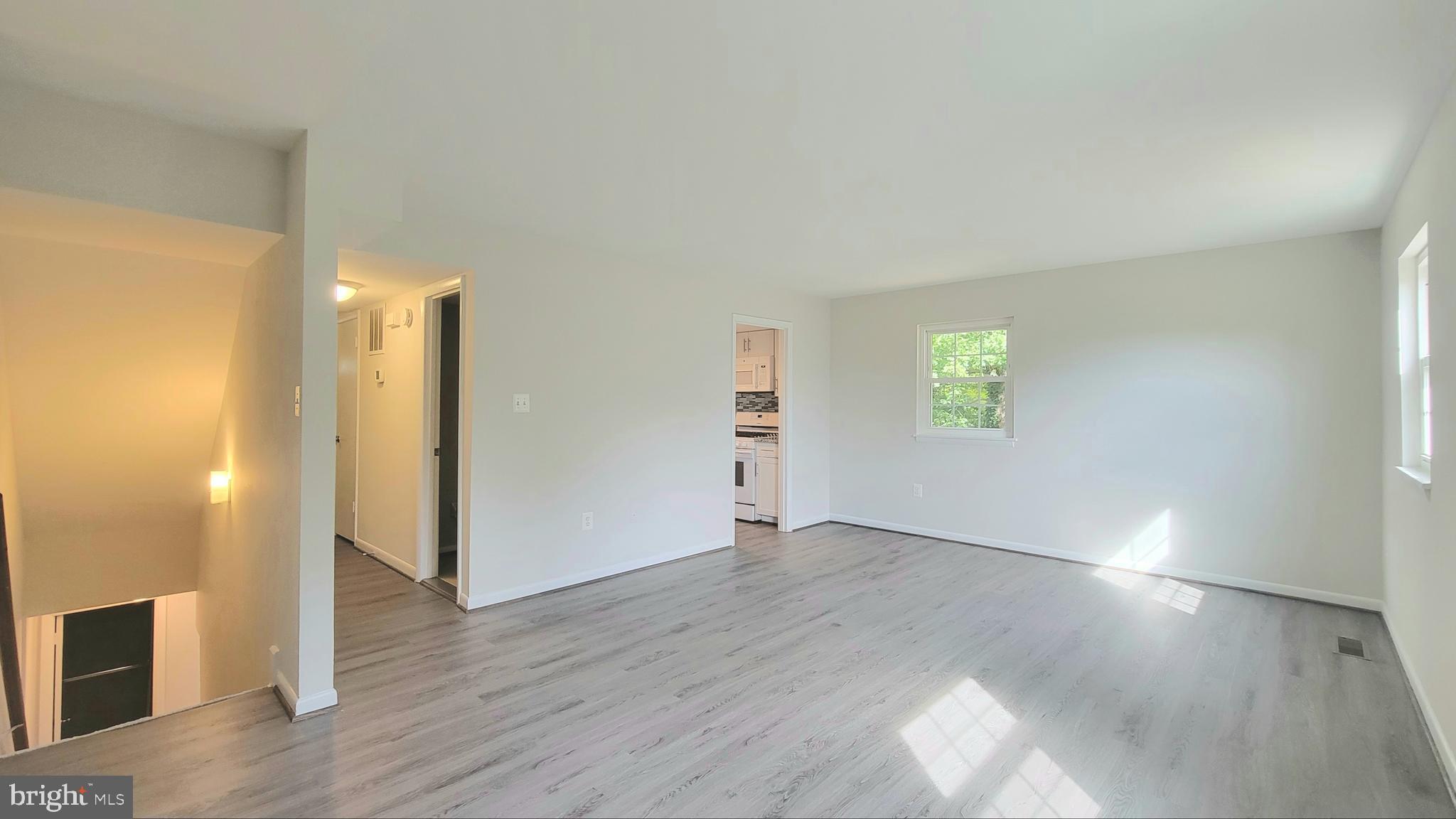 DALE CITY - Residential Lease