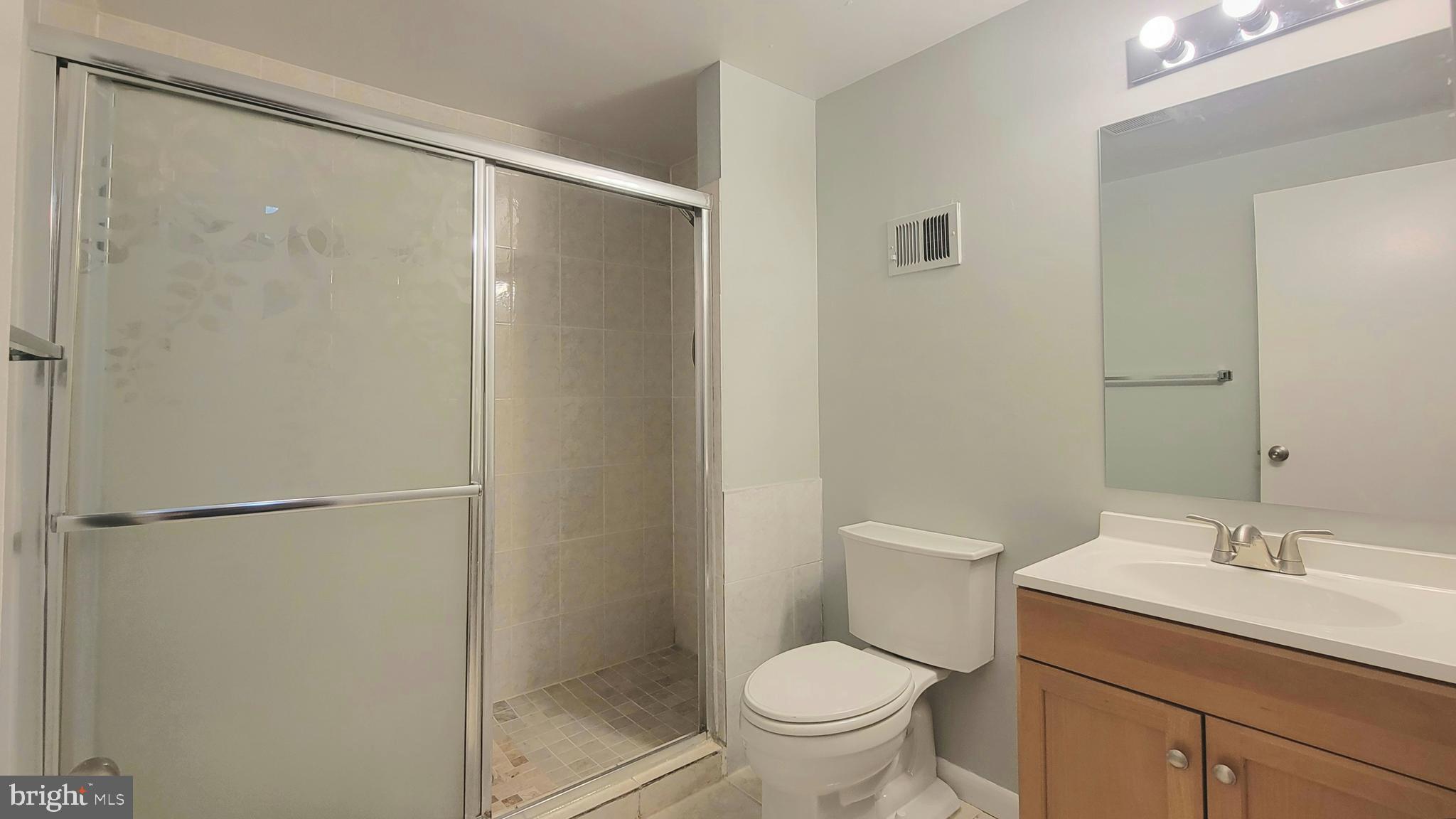 DALE CITY - Residential Lease