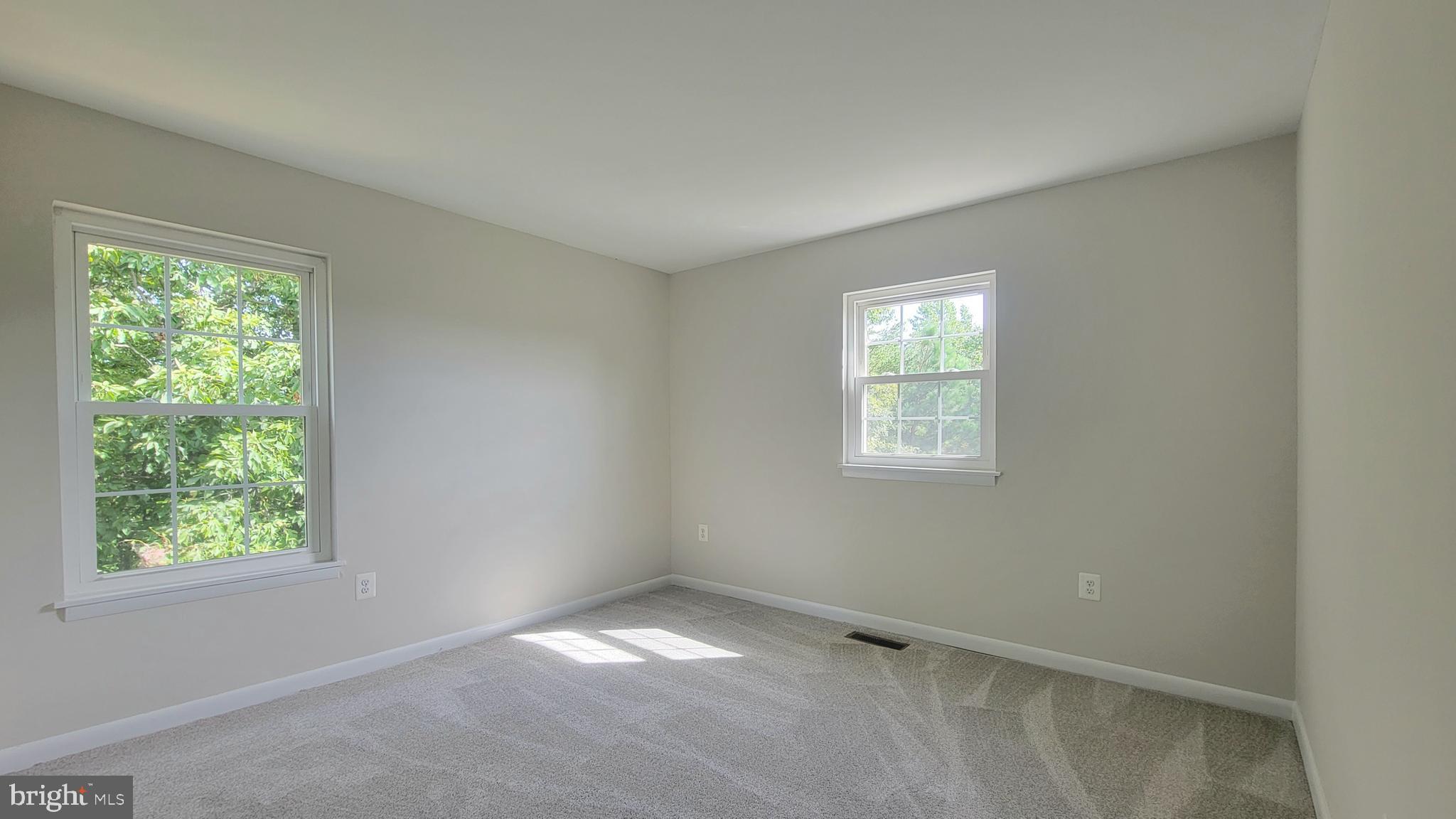 DALE CITY - Residential Lease