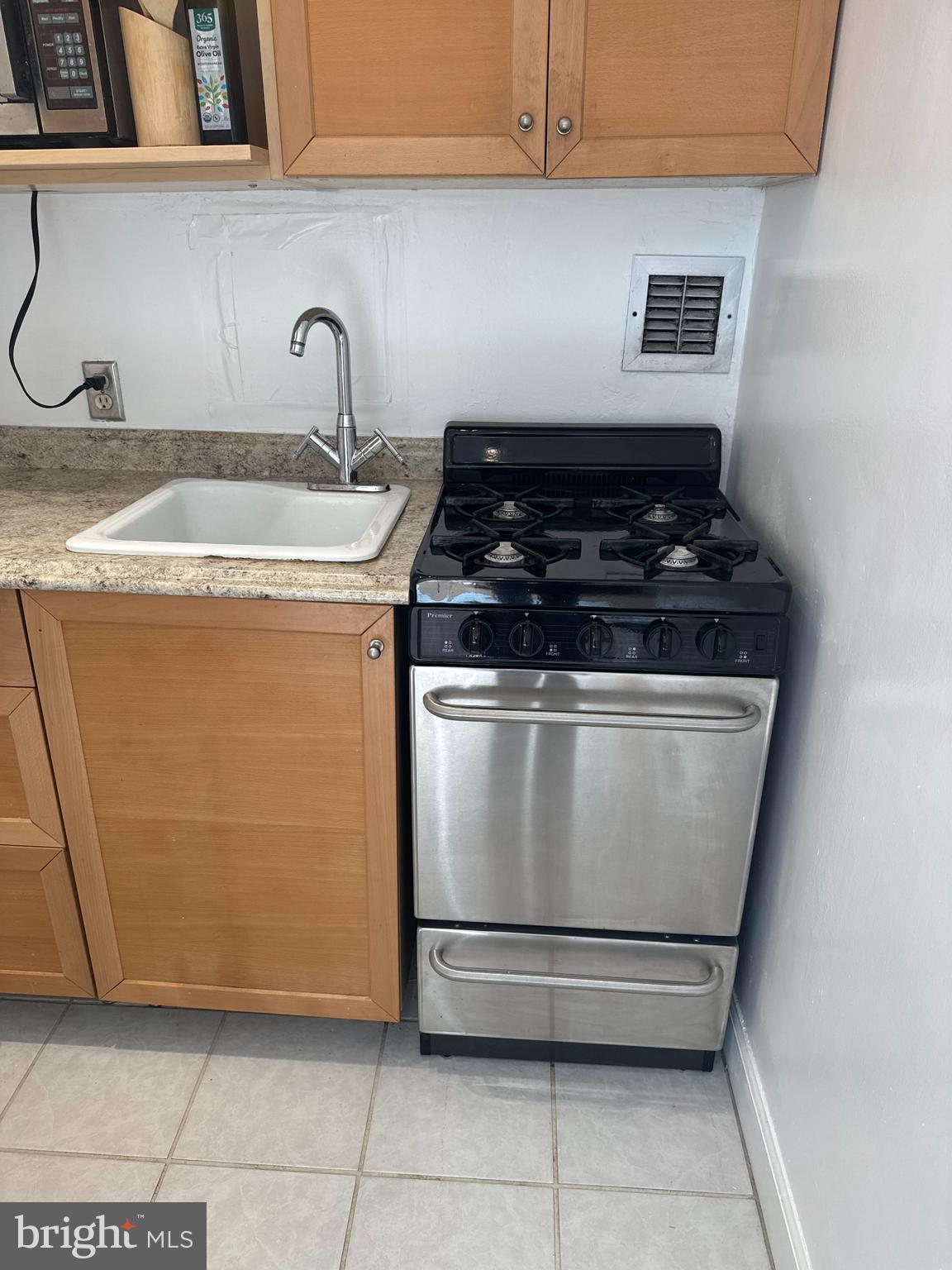 1121 ARLINGTON BOULEVARD 901