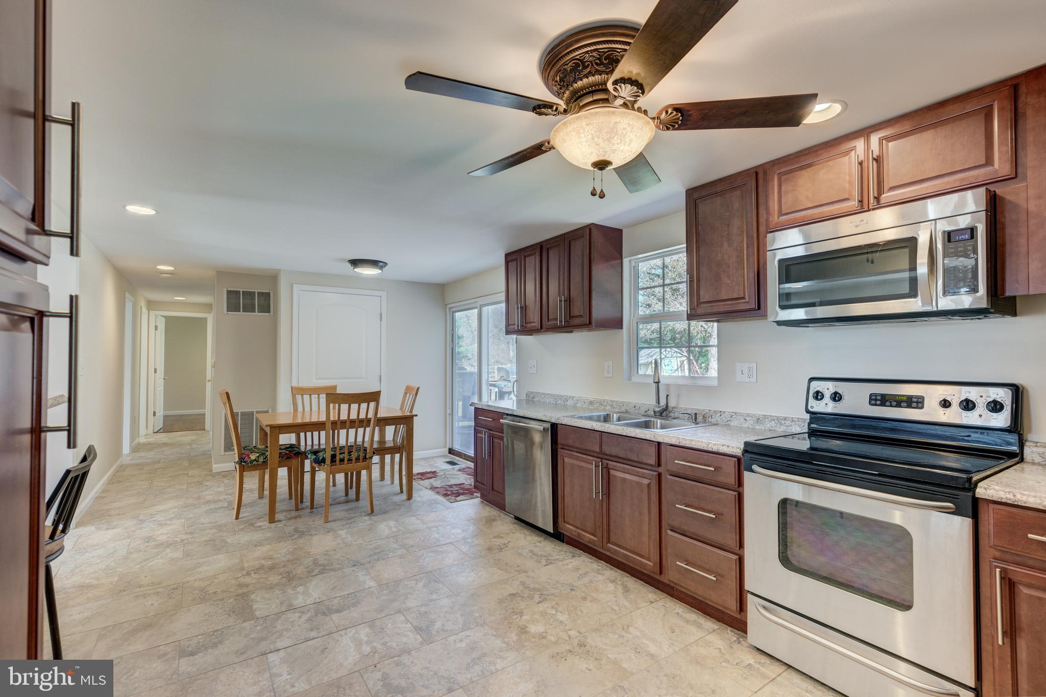 BOLLINGER ESTATES - Residential