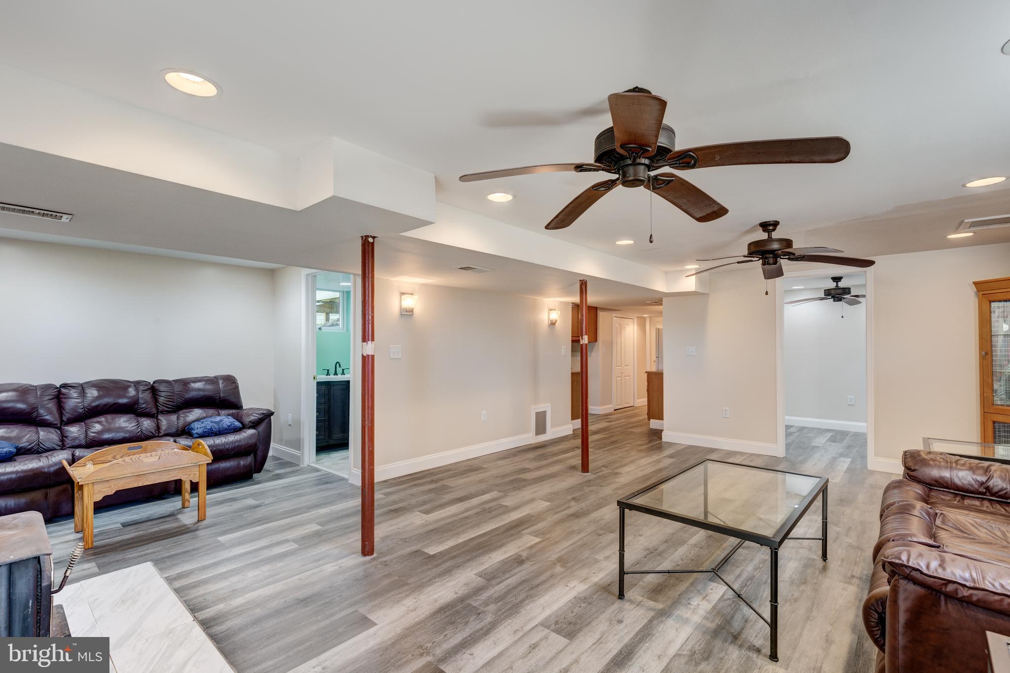 BOLLINGER ESTATES - Residential