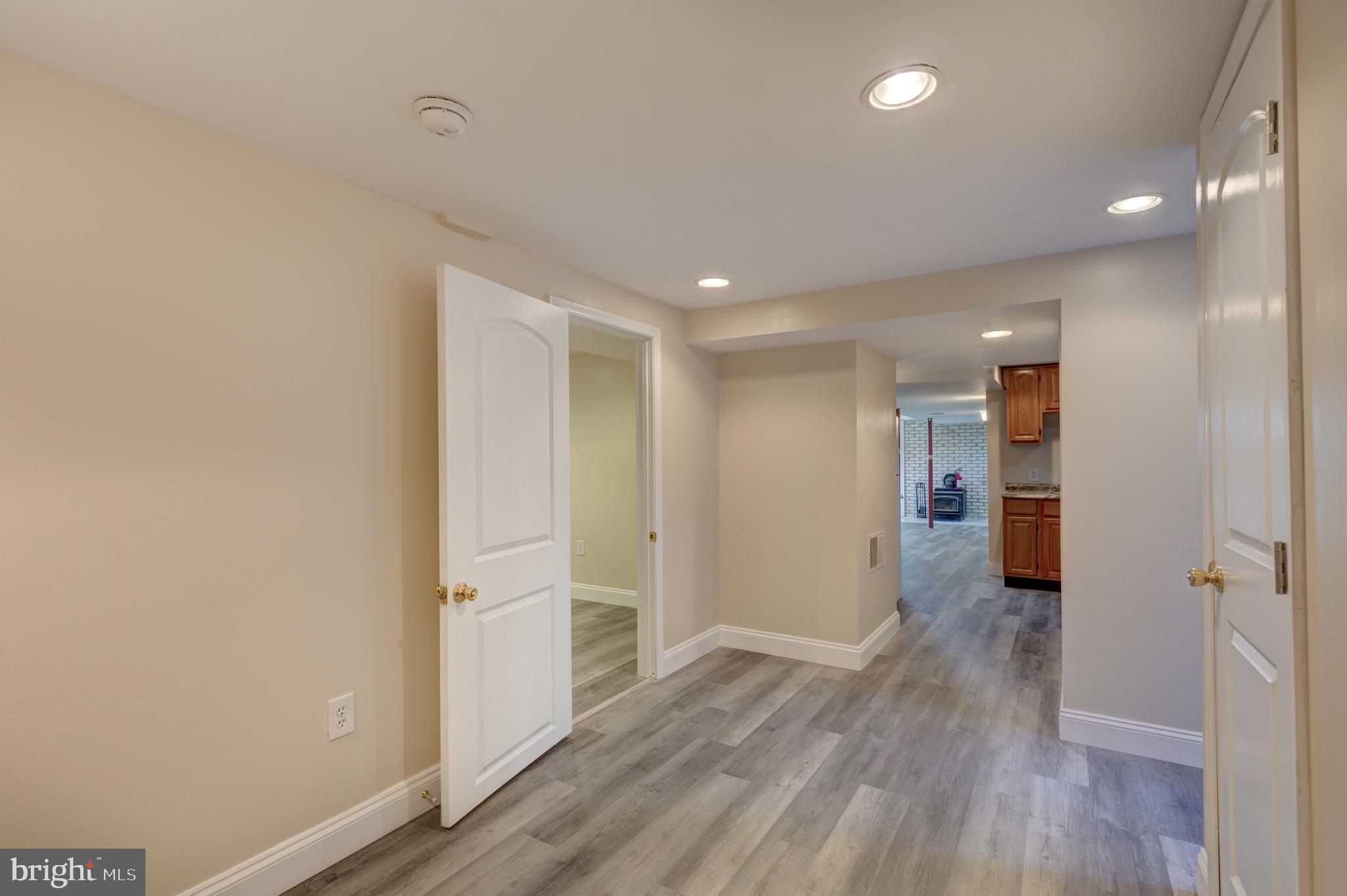 BOLLINGER ESTATES - Residential