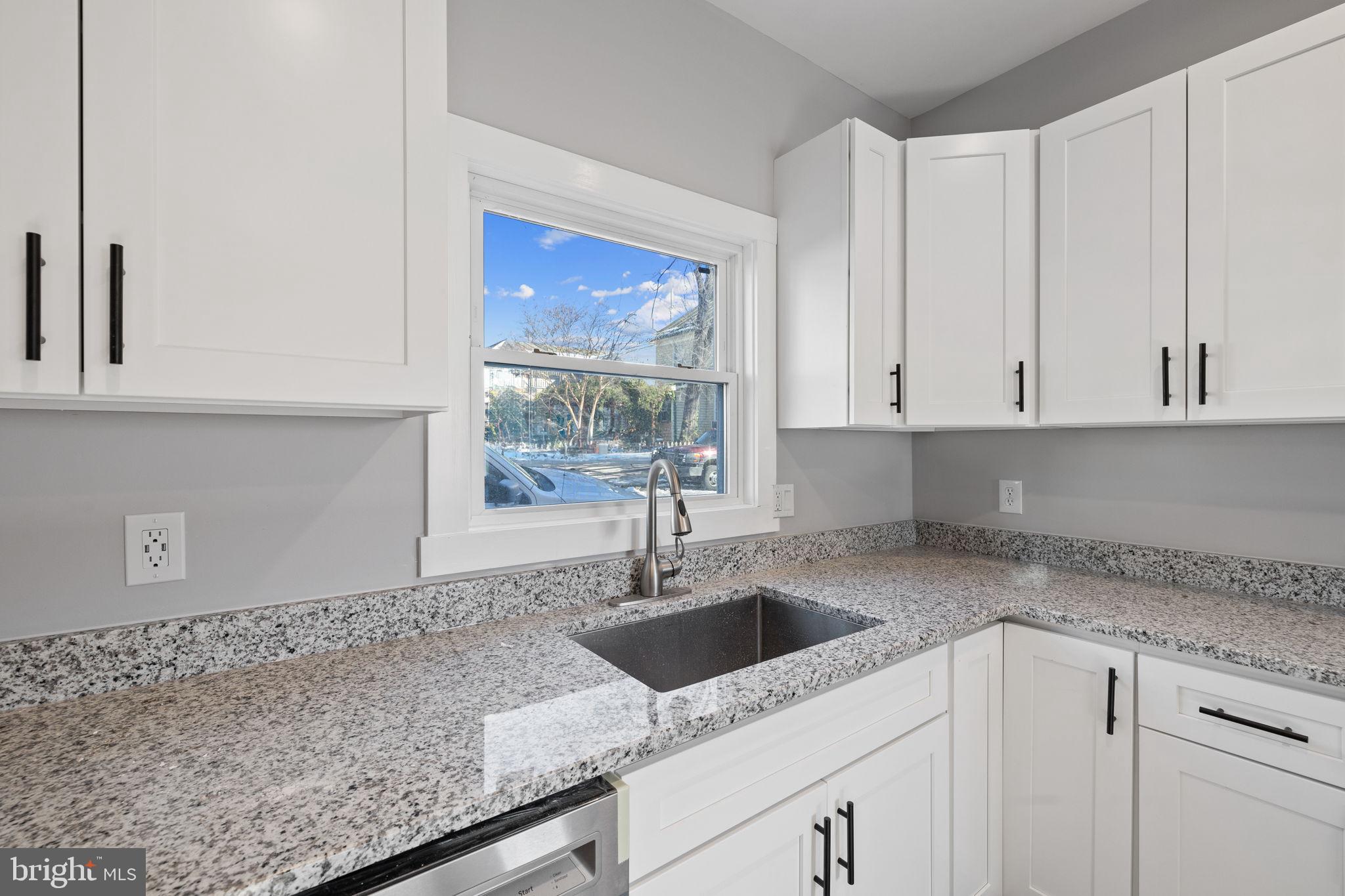 WINCHESTER CITY - Residential