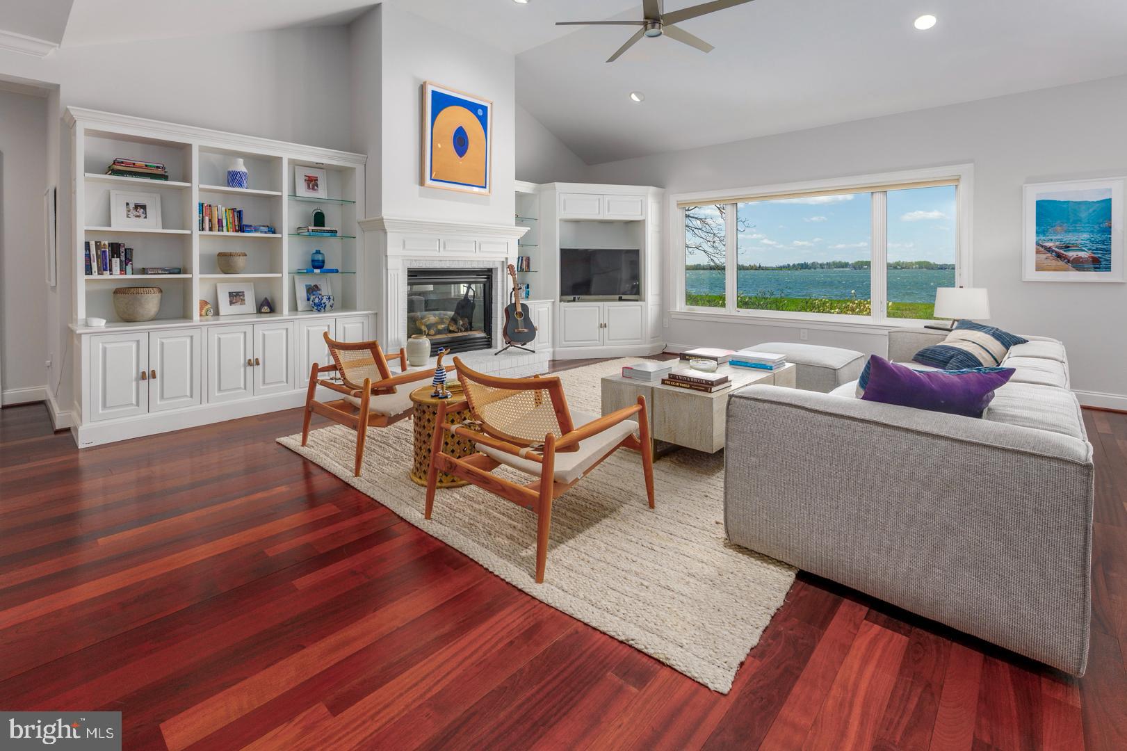 PRESQUILE - Residential