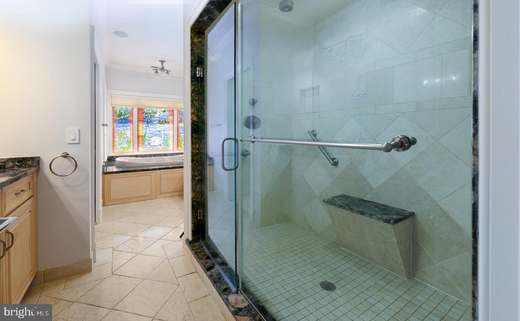 PRESQUILE - Residential