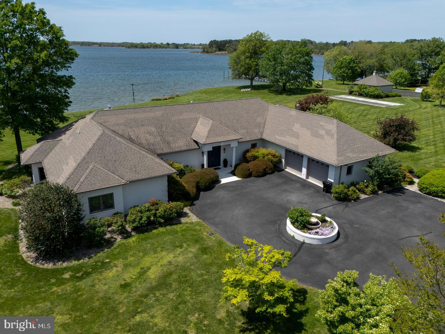 PRESQUILE - Residential