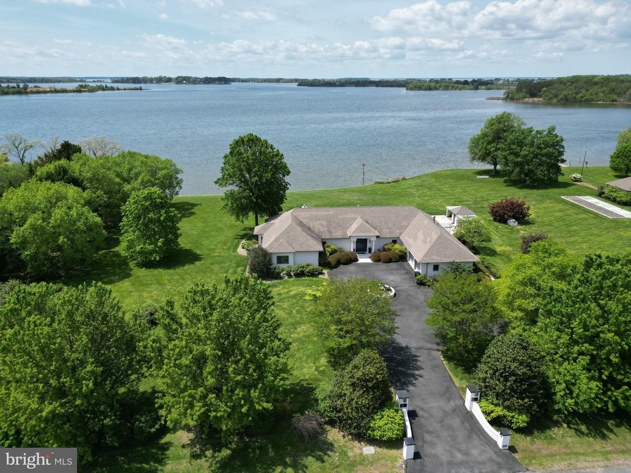 PRESQUILE - Residential