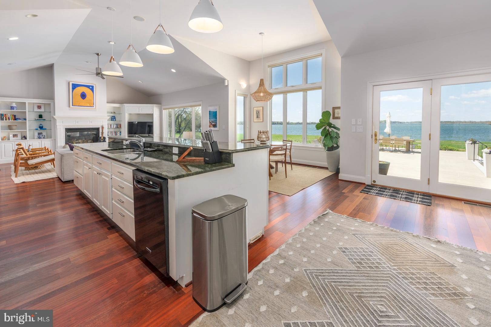 PRESQUILE - Residential